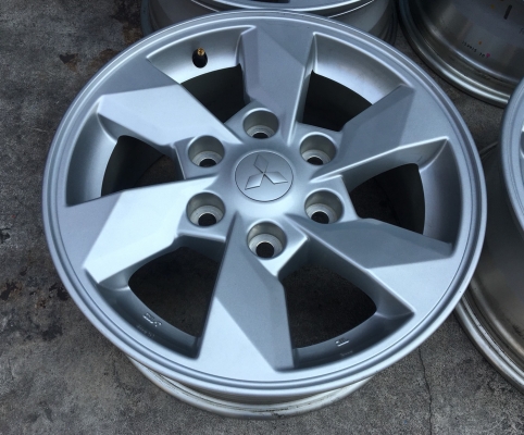 ล้อแม็ก Mitsu Triton ขอบ 16 สภาพสวย