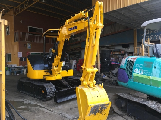 ขายรถขุด Komatsu pc 40- mr-3 หรือ รุ่น11ใหม่ เก่านอก แท้ มีเอกสาร สนใจ ต่อรองราคาได้ ที่เบอร์ 095-8332943