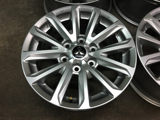 ล้อแม็กป้ายแดง Mitsu New Triton Plus ขอบ 17 สีเทา สวยกริ๊บ