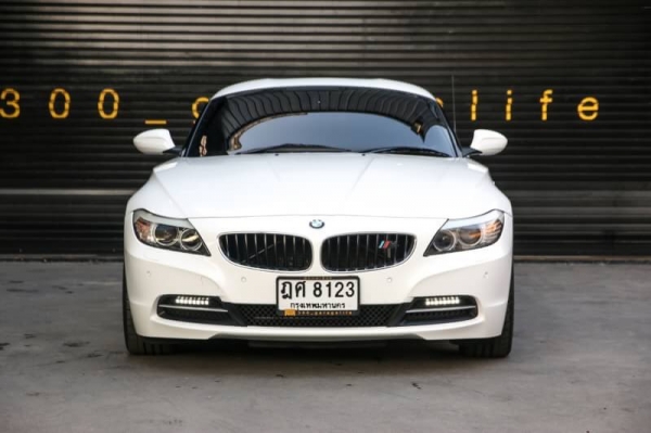 ขาย BMW Z4 E89 2.3 S-DRIVE ปี 2010 สีขาว (แท้จากโรงงาน)