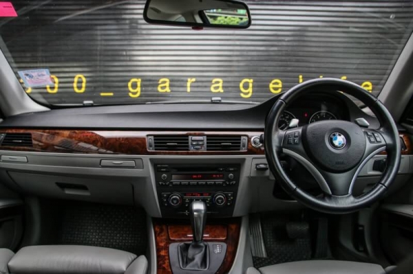 ขายด่วน BMW 325IA COUPE ปี2006 เกียรAUTO สีบรอนซ์เงิน (หายาก)