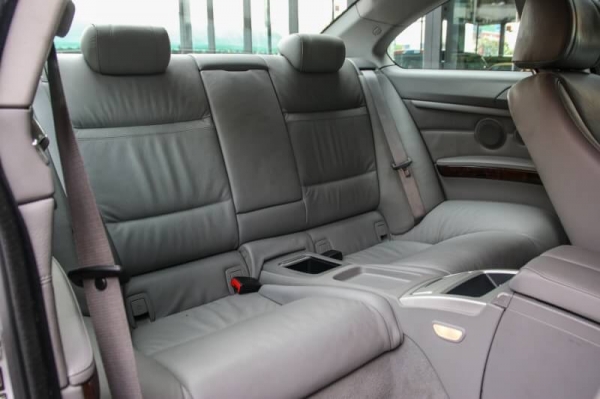 ขายด่วน BMW 325IA COUPE ปี2006 เกียรAUTO สีบรอนซ์เงิน (หายาก)