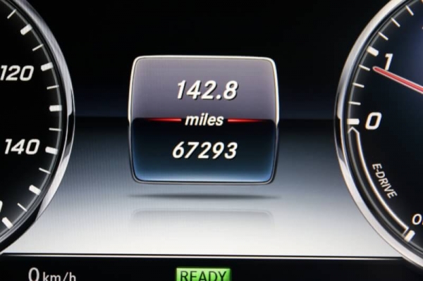 ขาย MERCEDES-BENZ C300 BLUETEC HYBRIDS AMG DYNAMIC W205 ปี 2015 สีดำ (SUPER BLACK)