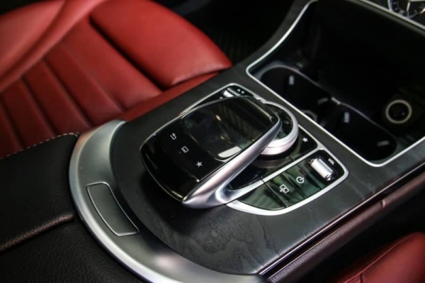 ขาย MERCEDES-BENZ C300 BLUETEC HYBRIDS AMG DYNAMIC W205 ปี 2015 สีดำ (SUPER BLACK)