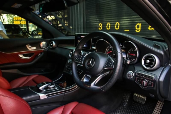 ขาย MERCEDES-BENZ C300 BLUETEC HYBRIDS AMG DYNAMIC W205 ปี 2015 สีดำ (SUPER BLACK)