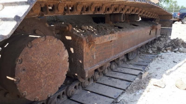 ขาย 1,890,000 KOBELCO sk 140-8 LC  super X 6,800 ชม. เครื่องดี ปั้มแรง เอวแน่น ช่วงล่างสวย รถสภาพเหมือนใหม่ พร้อมใช้ เล่มทะเบียน รถอยู่ ราชบุรี 090-772-3710 090-772-3708