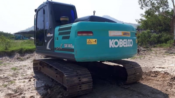 ขาย 1,890,000 KOBELCO sk 140-8 LC  super X 6,800 ชม. เครื่องดี ปั้มแรง เอวแน่น ช่วงล่างสวย รถสภาพเหมือนใหม่ พร้อมใช้ เล่มทะเบียน รถอยู่ ราชบุรี 090-772-3710 090-772-3708