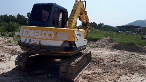 ขาย 495,000 KOBELCO sk 60-3 สภาพเก่านอก เครื่องดี ปั้มแรง เอวแน่น ช่วงล่างสวย  เอกสารแจ้งจำหน่าย รถสวยพร้อมใช้ รถอยู่ ปทุมธานี สามโคก 090-772-3710 090-772-3708