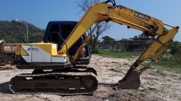 ขาย 495,000 KOBELCO sk 60-3 สภาพเก่านอก เครื่องดี ปั้มแรง เอวแน่น ช่วงล่างสวย  เอกสารแจ้งจำหน่าย รถสวยพร้อมใช้ รถอยู่ ปทุมธานี สามโคก 090-772-3710 090-772-3708
