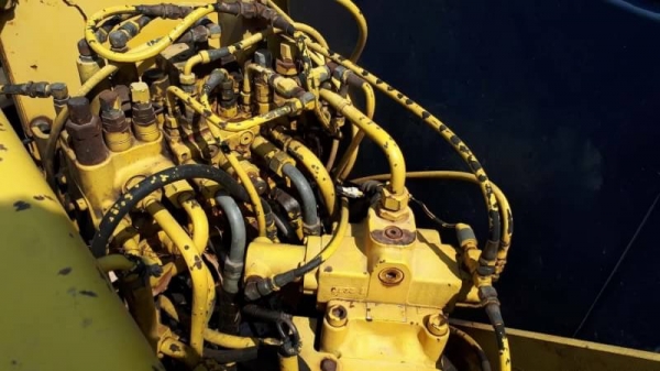 ขาย 495,000 KOBELCO sk 60-3 สภาพเก่านอก เครื่องดี ปั้มแรง เอวแน่น ช่วงล่างสวย  เอกสารแจ้งจำหน่าย รถสวยพร้อมใช้ รถอยู่ ปทุมธานี สามโคก 090-772-3710 090-772-3708