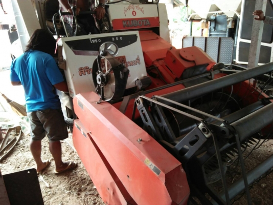 ขายรถเกียวช้าวคุโบต้าDC-60PLUS ปี 54