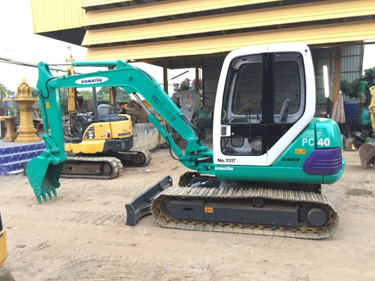 ขายรถขุดเก่านอก ยอดนิยม KOMATSU PC40-7 ชั่วโมงทำงาน 5,xxx ซม ฟรีเช็ดระบบ,จัดส่งฟรีทั่วไทย