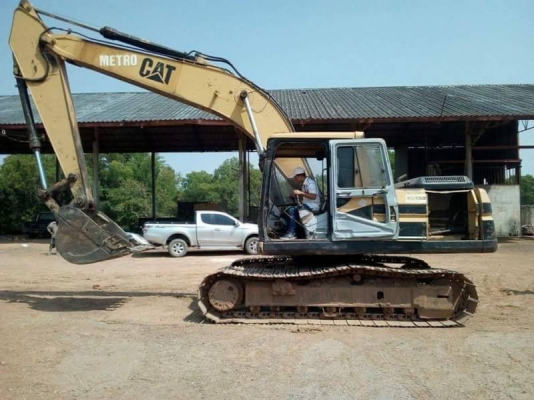 CAT 320 V1
