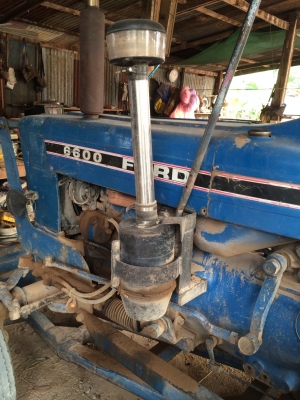 350000บาทFORD6600เสื้อลายมีอุปกรณ์4อย่าง ตู้นวดข้าว โรตารี่ ผาน7 ใบดันหน้า