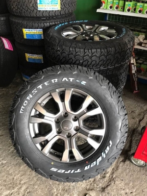 ขายล้อฟอดร์ป้ายแดงพร้อมยางใหม่ มอนเตอร์ 265-65-18