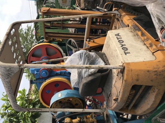 ขายโฟรคลิฟToyotaยกได้700kg.ซ่อมนิดหน่อยของครบงาแบ็ตเตอรีราคาถูกครับ