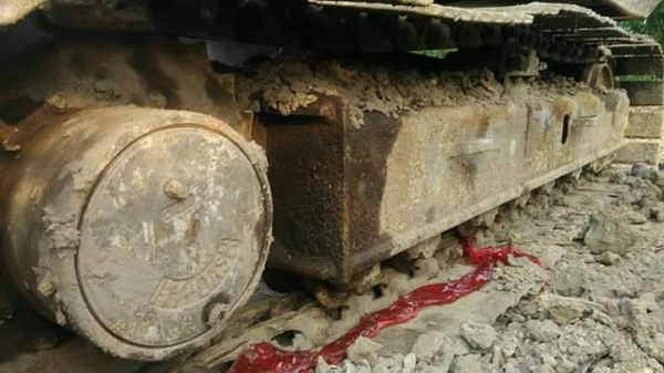 KOMATSU PC120-3 ทำงานดี เครื่องปั้มดี บอดีครบ อยู่นครนายก ราคา255,000บ. สนใจ 0835601591 หรือ 0903494058 KOMATSU PC120-3 ทำงานดี เครื่องปั้มดี บอดีครบ อยู่นครนายก ราคา255,000บ. สนใจ 0835601591 หรือ 0903494058