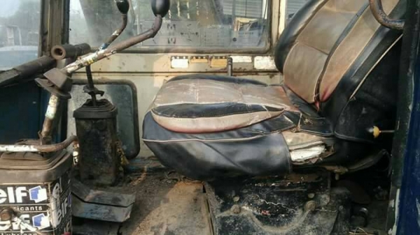 KOMATSU PC120-3 ทำงานดี เครื่องปั้มดี บอดีครบ อยู่นครนายก ราคา255,000บ. สนใจ 0835601591 หรือ 0903494058 KOMATSU PC120-3 ทำงานดี เครื่องปั้มดี บอดีครบ อยู่นครนายก ราคา255,000บ. สนใจ 0835601591 หรือ 0903494058