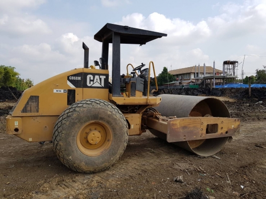 ขายด่วน!! รถบด CAT  CS533E สภาพสวยๆค่ะ