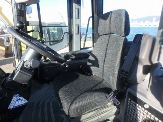 ขาย CAT 950H รุ่นใหม่ สภาพสวย ปี2012 นำเข้าจากญี่ปุ่น โทร.090-986-2521 อ๊อบ