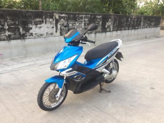 ขาย Honda Air Blade รถเดิมๆ สภาพสวย เครื่องเดิมๆ ไม่ดัง ชุดข้างเงียบ เอกสารครบ เล่ม ชุดโอน