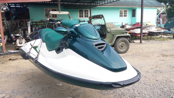 ขออนุญาต ขาย SEADOO GTX800cc.เก่าญี่ปุ่น 3 ที่นั่ง มีถอยหลัง พร้อมขับครับ ขออนุญาต ขาย SEADOO GTX800cc.เก่าญี่ปุ่น 3 ที่นั่ง มีถอยหลัง พร้อมขับครับ