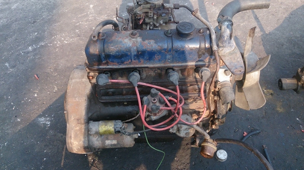 ขายเครื่องยนต์โตโยต้า 12r 6550 บาท