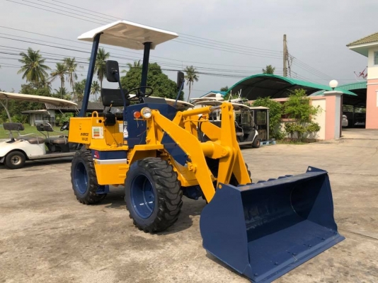 รถตักล้อยาง KOMATSU WA20-1 ทำสีใหม่ นำเข้า มือสองญี่ปุ่น