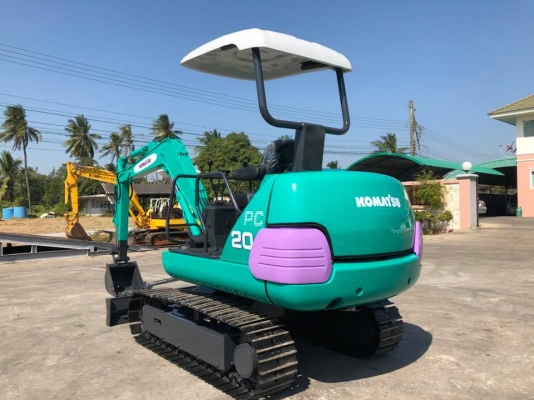 รถขุด KOMATSU PC20-7 นำเข้ามือสองญี่ปุ่น ทำสีใหม่ รถมือสองญี่ปุ่น