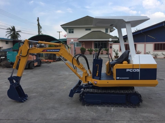 รถขุด KOMATSU PC05-5 นำเข้ามือสองญี่ปุ่น