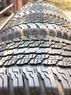 ยาง Yokohama 265 65 17 ปี16 ดอกเต็ม ไม่มีปะ เนื้อนิ่มๆ ใช้ยาว ราคาไม่แพง