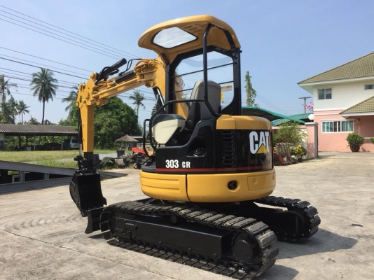 รถขุดเล็ก CAT 303SR ทำสีใหม่ นำเข้ามือสองญี่ปุ่น