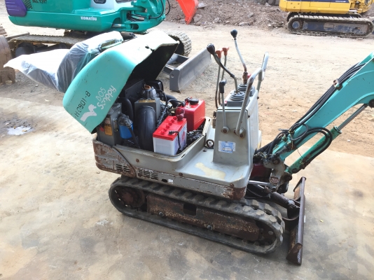 ขายรถขุดจิ๋ว เก่าญี่ปุ่น ขึ้นท้ายรถบิ๊กอัพได้ ยี่ห่อYANMAR B05 เครื่องยนต์ 1 สูบ (ดีเซล)