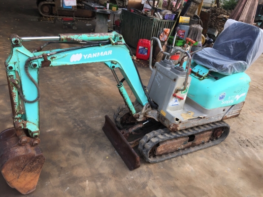 ขายรถขุดจิ๋ว เก่าญี่ปุ่น ขึ้นท้ายรถบิ๊กอัพได้ ยี่ห่อYANMAR B05 เครื่องยนต์ 1 สูบ (ดีเซล)