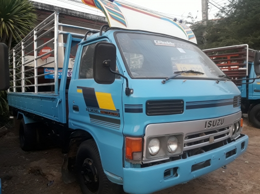 ขาย6 ล้อISUZU KT 26 เครื่อง100แรงฝาดำ (ลุงอ่อนสี จากกาฬสินธุ์มาวางเงินจองแล้วคับ)พวงมาลัยพาวเวอร์ ดั