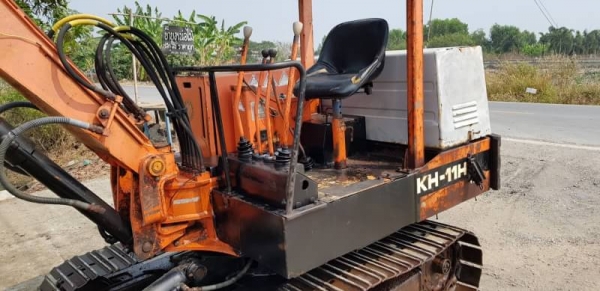 ขายด่วน145,000รถแบคโฮKUBOTAคูโบต้าKH11เทียบเท่าPC35เครื่องคูโบต้า3สูบปั่มแรงรถนอกเพิ่งนำเข้ามาใหม่ยังไม่เคยใช้งานในเมืองไทยเลย