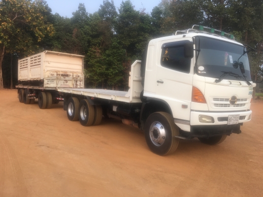 ขายฮีโน่320ปี50.พ่วงกะบะพื้นเรียบสามมิตร. หรือจะเอากะบะดั้มสามมิตรด้วยก็ได้