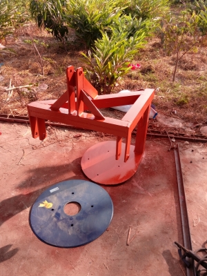 ผานขุดมัน 9000  สนใจโทร 0821447050