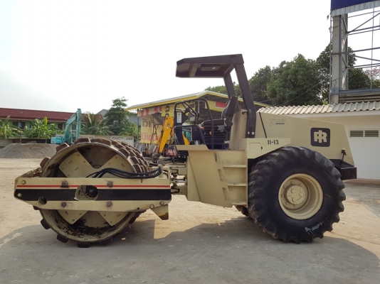 ขายรถบดอัดสั่นสะเทือนล้อหนาม 10 ตัน Ingersoll Rand SD-100F นำเข้าจากประเทศ USA แท้ 100\% ไม่เคยใช้งานในไทย ขายรถบดอัดสั่นสะเทือนล้อหนาม 10 ตัน Ingersoll Rand SD-100F นำเข้าจากประเทศ USA แท้ 100\% ไม่เคยใช้งานในไทย