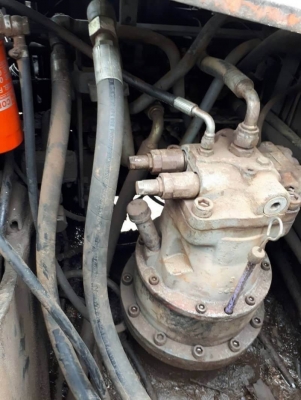 ขาย 515,000 บาท HITACHI EX200-3 (SUPER) เครื่องดี ปั้มแรง โช่หนา เอวแน่น เอกสารชื้อขาย  รถอยู่ สุรินทร์ โทร 0610710295