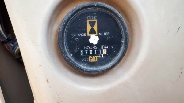 ขาย  645,000 CAT 307 V2 เก่านอก 7,000 ชม.  ไฟฟ้าครบ เครื่องดี ปั๊มแรง ช่วงล่างเต็ม รถสวยพร้อมใช้  รถอยู่ ปทุมธานี-สามโคก 090-772-3710 090-772-3708