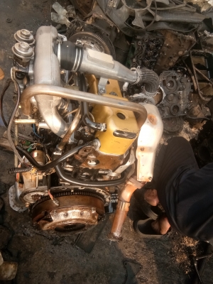 เครื่องยนต์ อิซุสุดรากอน2800 เทอร์โบ เครื่องสวยๆไม่มีไอ