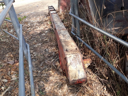 ขายเครนติดรถ 4 ตัน 3 ปลอก พร้อมใช้งาน