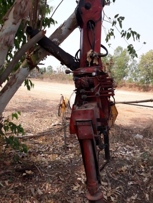 ขายเครนติดรถ 4 ตัน 3 ปลอก พร้อมใช้งาน