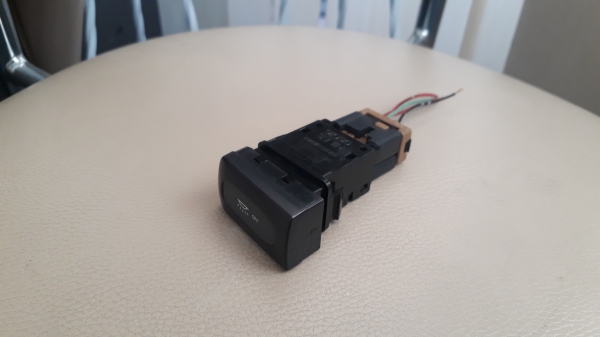 สวิตช์ ควบคุมไฟ ของรถ NISSAN