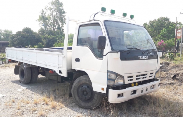 ขาย 6 ล้อ ISUZU NPR 130 แรงม้า 4 สูบ 