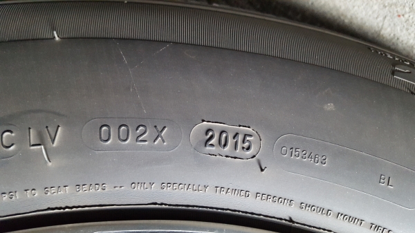 ขายยางMichilin 265/65R17 ปี 15