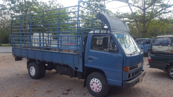 6ล้อล่อง ISUZU 115แรงม้า แท้ห้าง คัทซีสวย เครื่องดี เล่มพร้อม สภาพพร้อมใช้งาน ราคาคุยได้ สอบถาม 0872976734