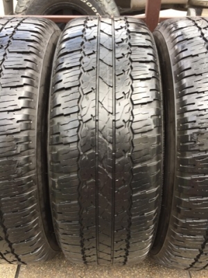ยาง Bridgestone 265 65 17 กลางปี16 ดอกเต็ม ใช้ยาว ราคาไม่แพง