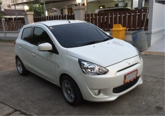 ยาง Michelin 225 65 17 ปี17 ดอกเต็ม เนื้อนิ่มๆใช้ยาว ราคาไม่แพง